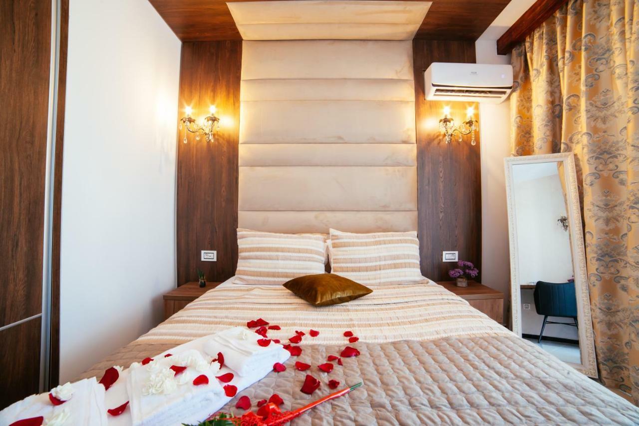 Hotel Platinum Ulcinj Extérieur photo