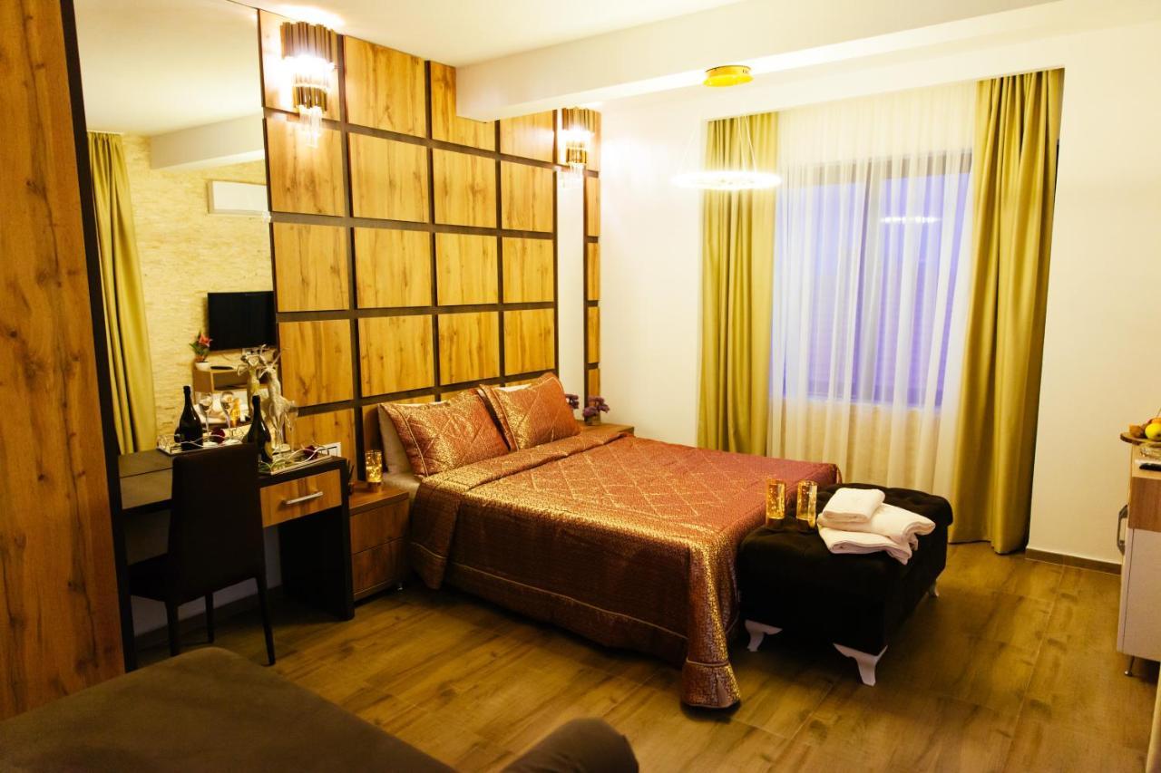 Hotel Platinum Ulcinj Extérieur photo