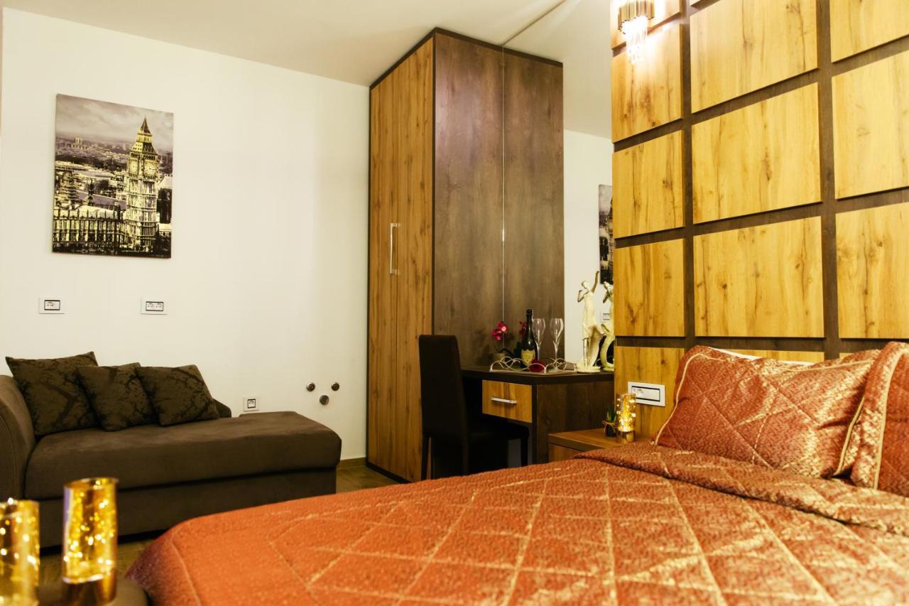 Hotel Platinum Ulcinj Extérieur photo