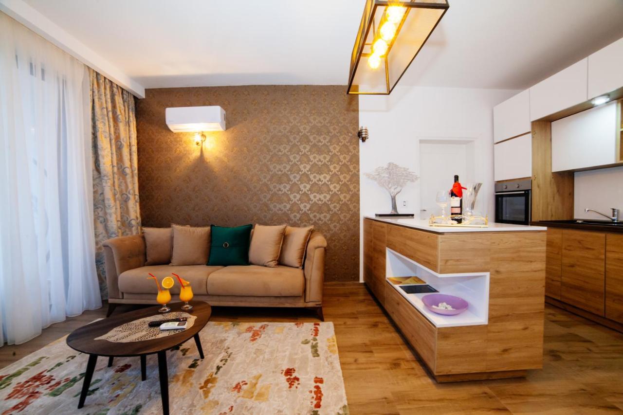 Hotel Platinum Ulcinj Extérieur photo